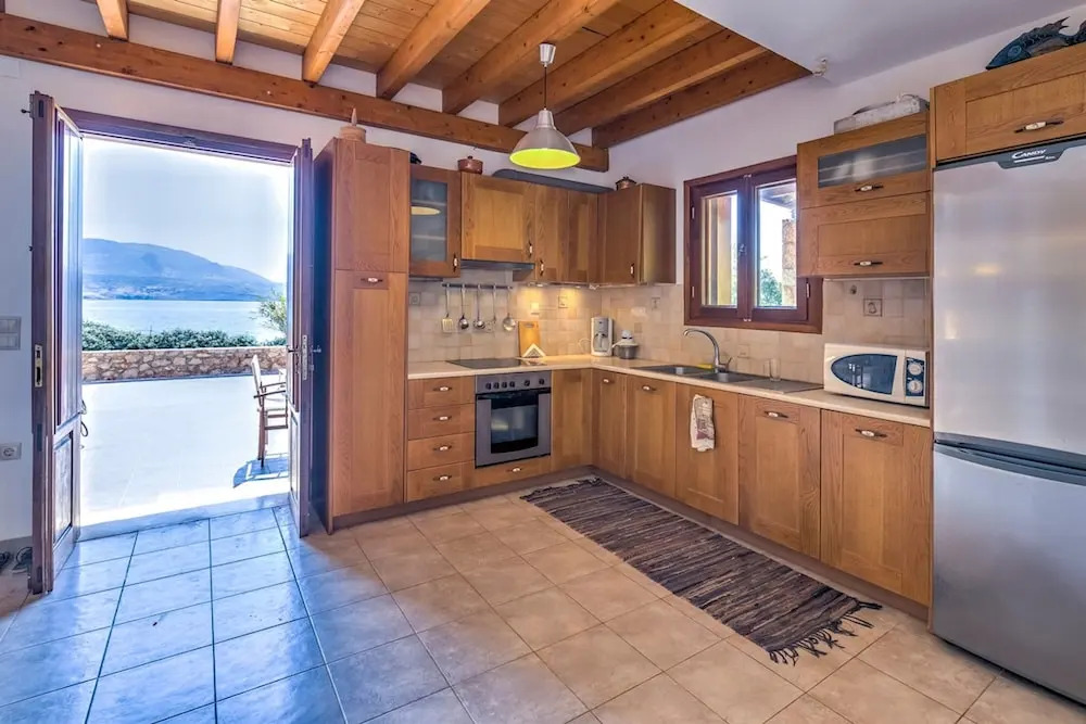 Sea Front Stone Villa near Monemvasia
