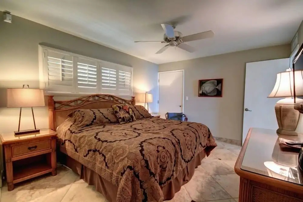 Kihei Beach, #506^ 1 Bedroom Condo by RedAwning