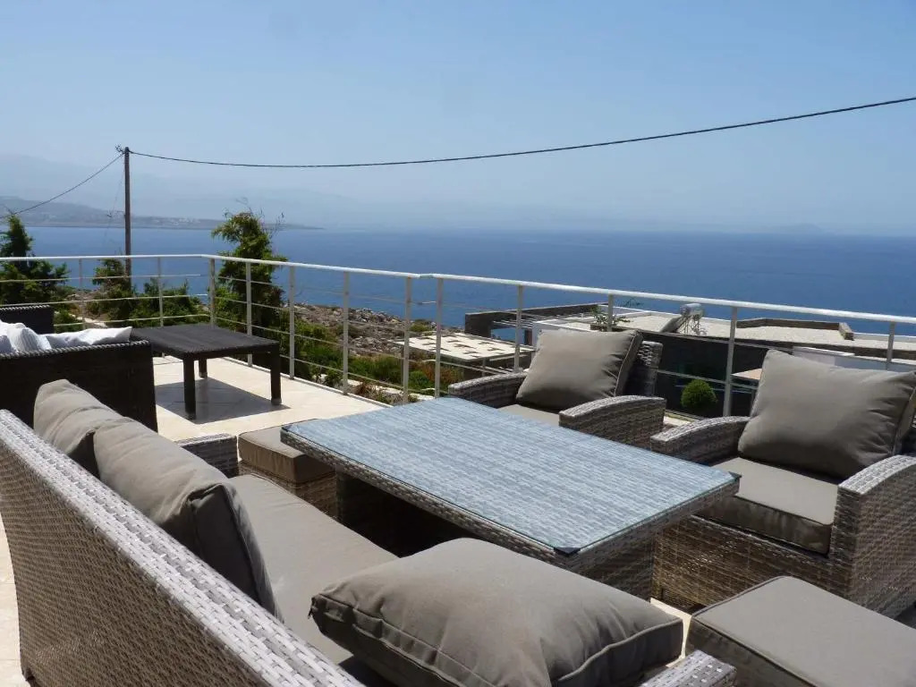 Villa Hemera ocean view private heated pool