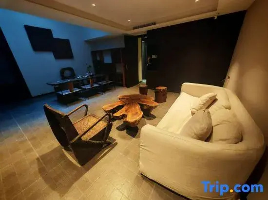 LanYao House (Near Prince Dai Residence in Datong Ancient City)