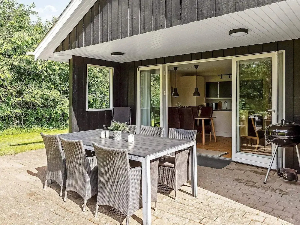6 person holiday home in Toftlund-By Traum