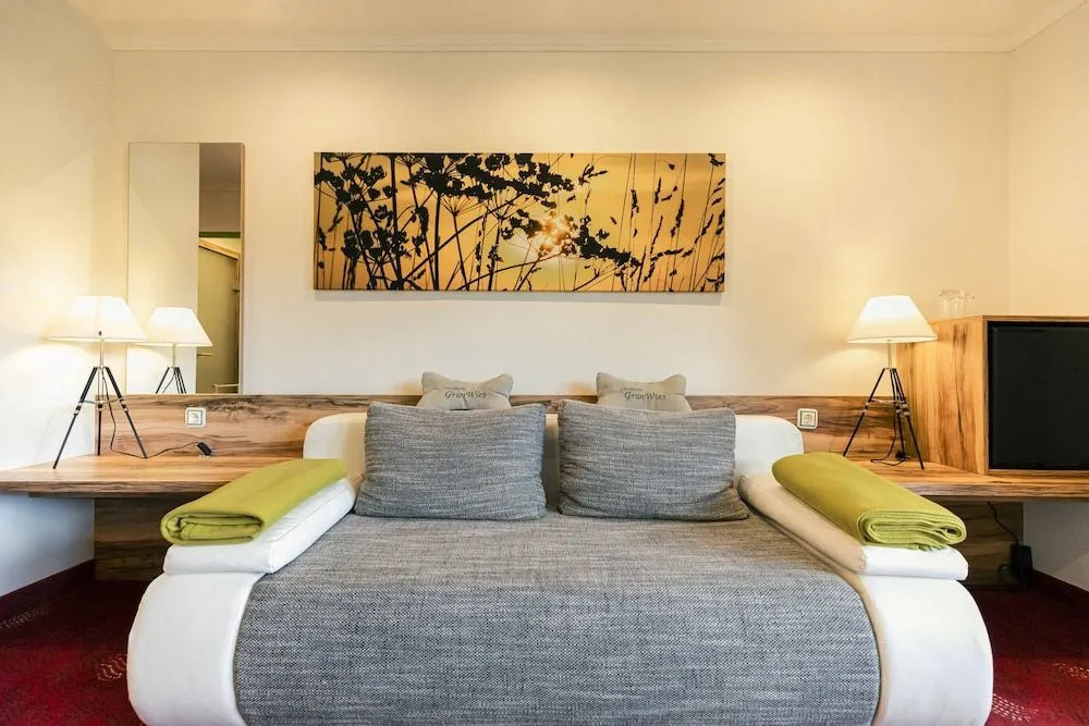 Landhotel GrünWies -Bonsai-Wellness Garni