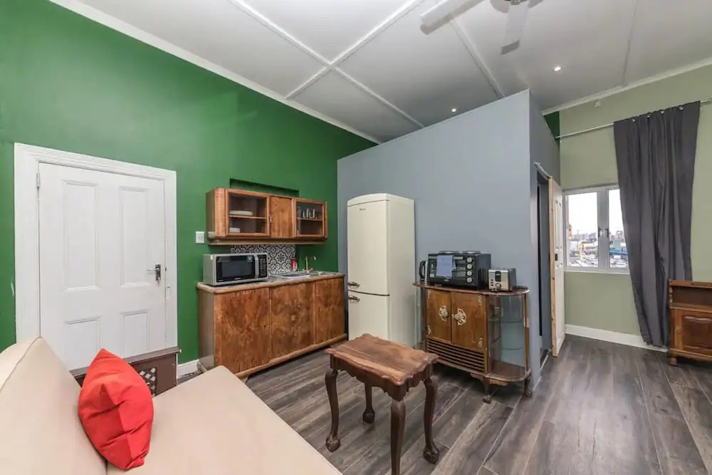 Central and Cosy 1 BD Studio Apartment in Woodstock
