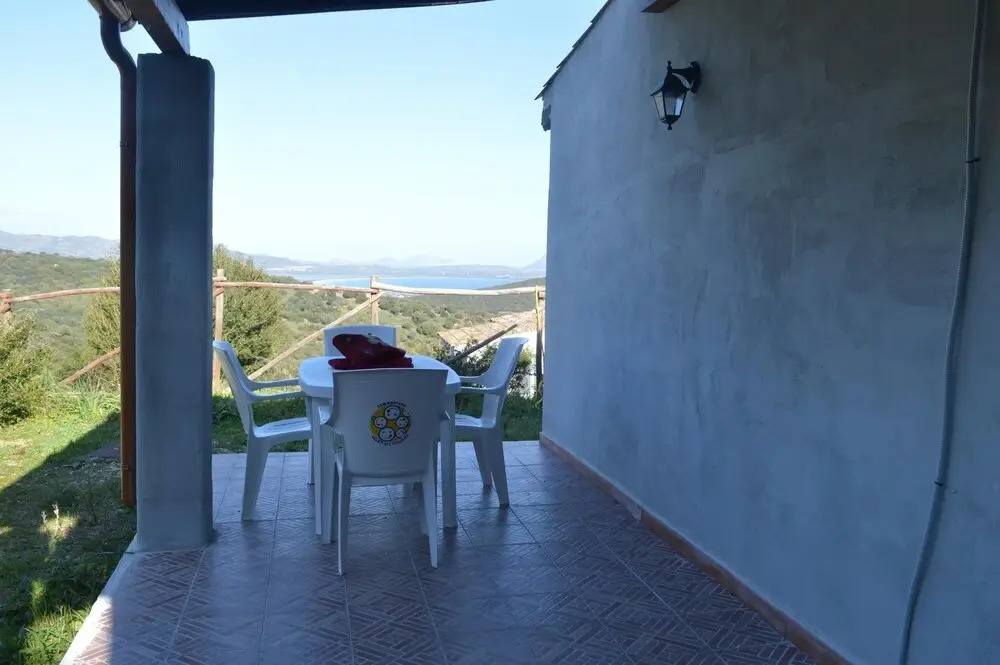 Casetta Verde on the Hills With sea View at Three Kilometers From San Teodoro