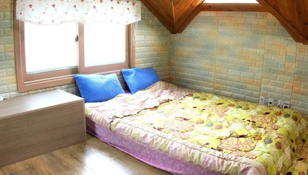 Muju the Flower Pension