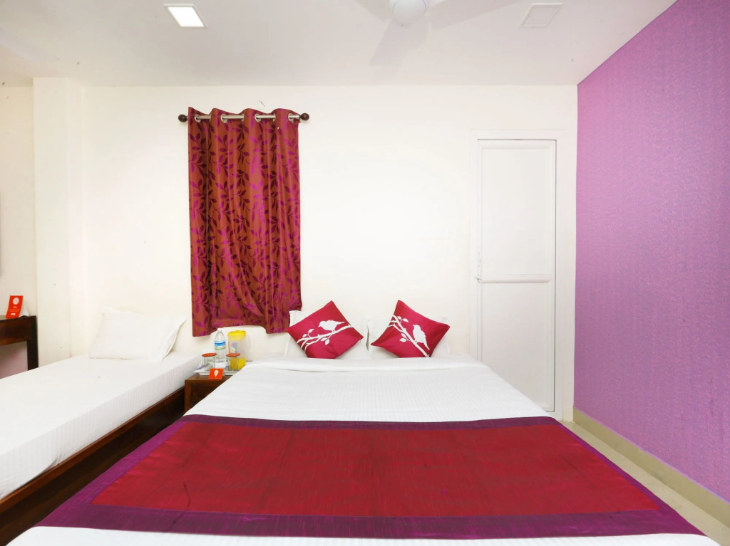 OYO 9815 Hotel San Bay Residency