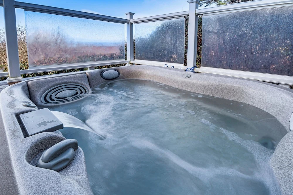 Oceanfront Moclips Escape w/ Deck & Beach Access!