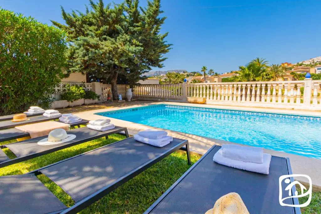 Villa Oasis by Abahana Villas