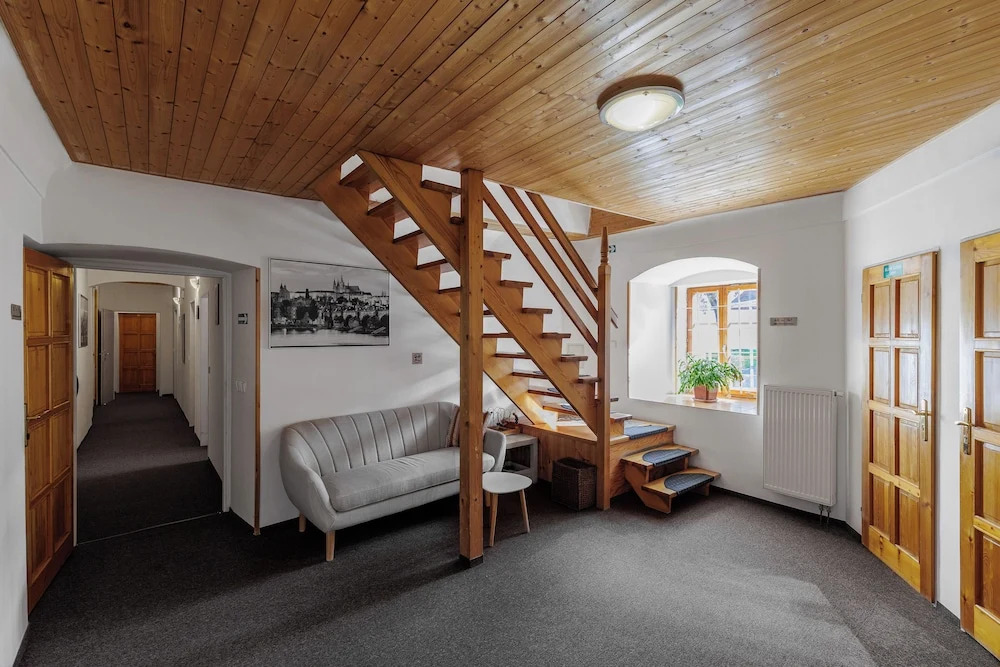 Hotel BELLA