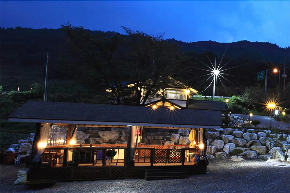Muju Moon River Pension