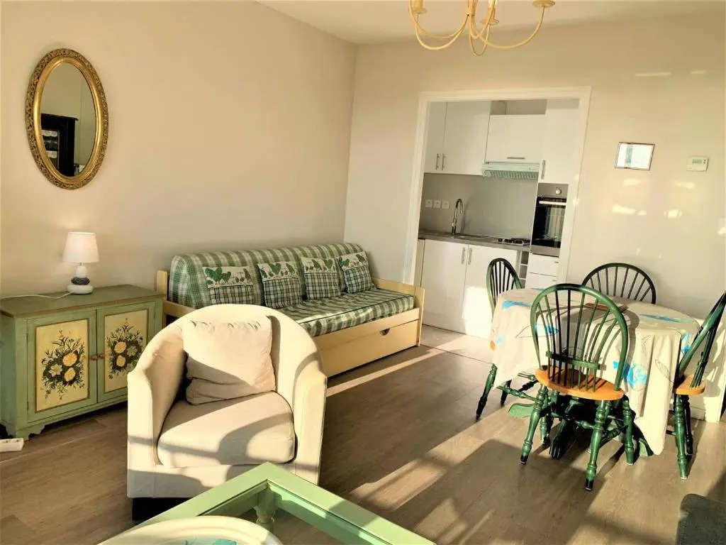 Appartement Quiberon, 1 Pièce, 4 Personnes - Fr-1-478-96