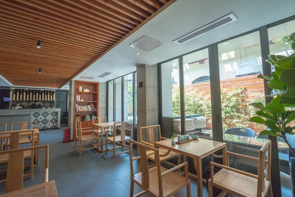 Hangzhou Qizai Culture&Leisrue Inn