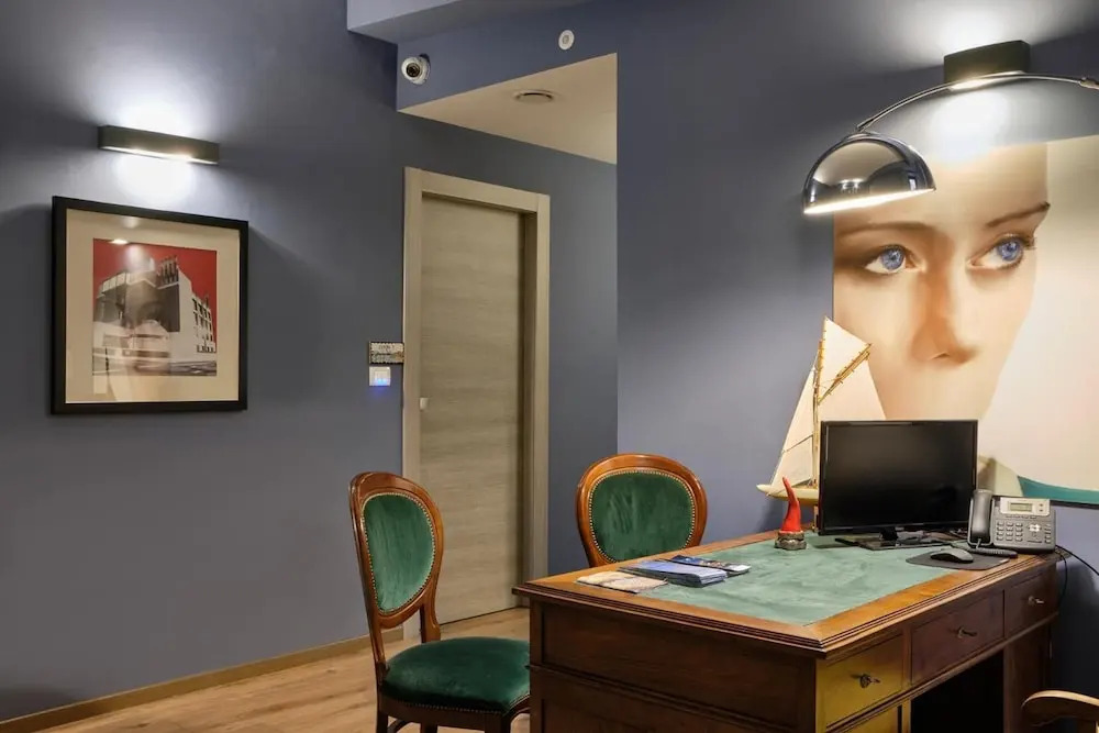 La Via del Porto Charme Rooms