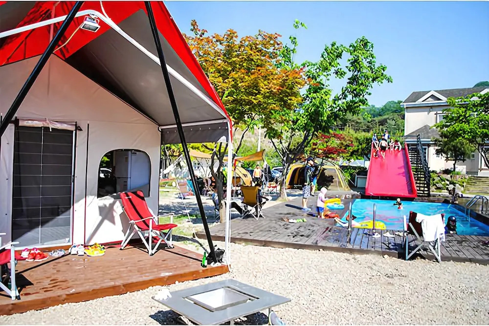 Gapyeong Pooky Glamping Pension