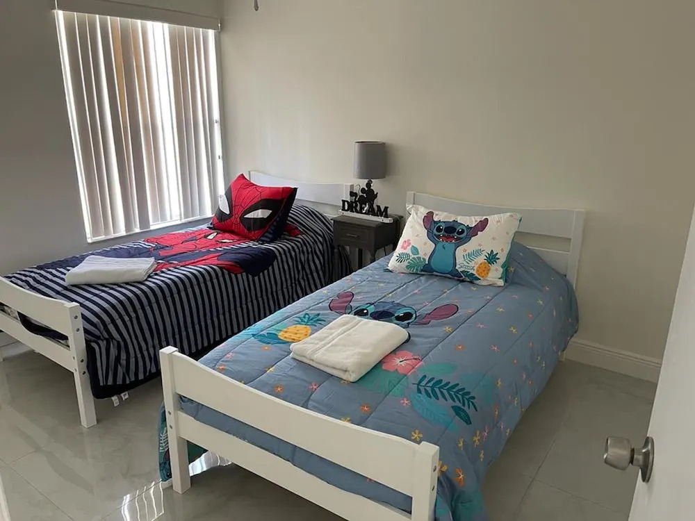 Grand Luxury 3BR Penthouse Near Disney Parks 2