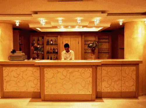 Oasis Hotel