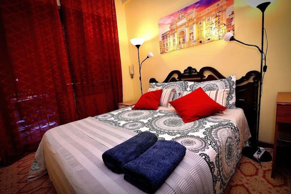 Roma Tiberius Suite