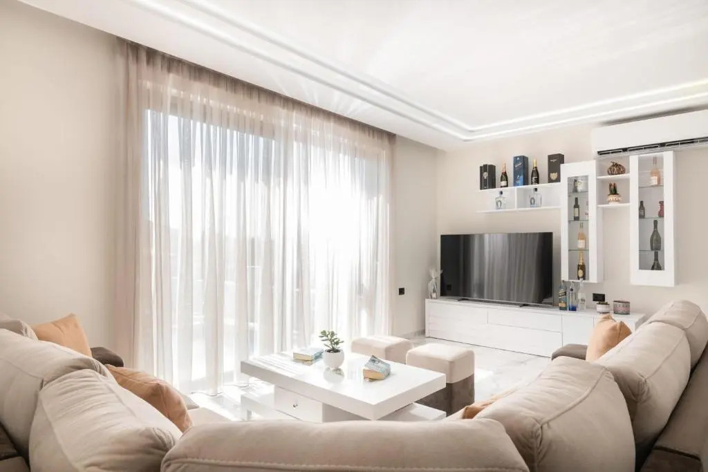 Boheme Villas close access to Laganas Resort