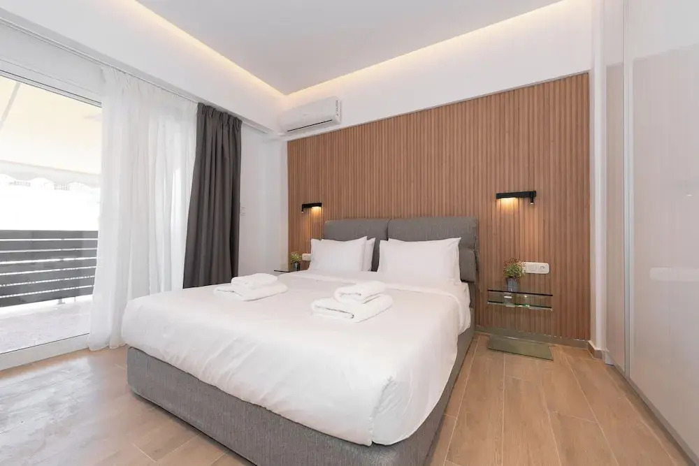 Stylish 1-Bedroom in the center, 4mins walk to Syntagma Square