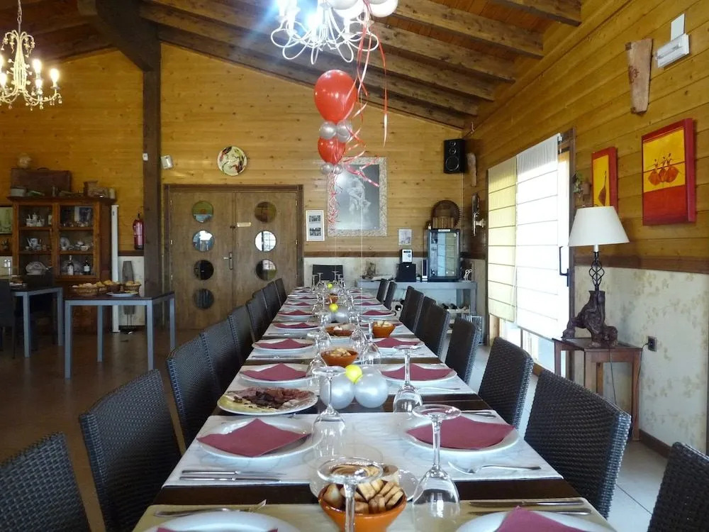 Casa del Valle, Lodges