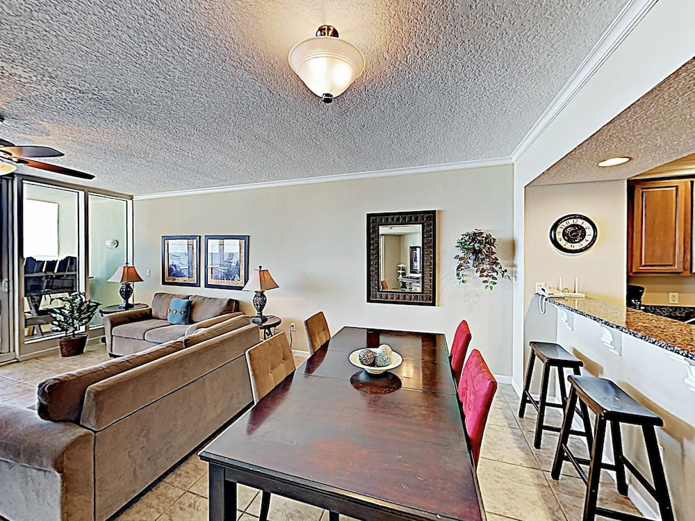 New Listing! Beachfront Gem W/ Resort Amenities 3 Bedroom Condo