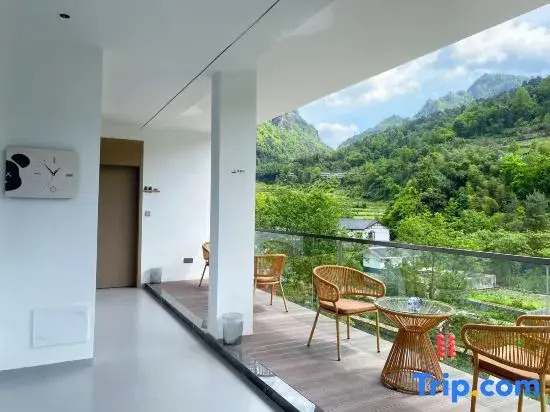Xianxi Hotel (Zhangjiajie National Forest Park)
