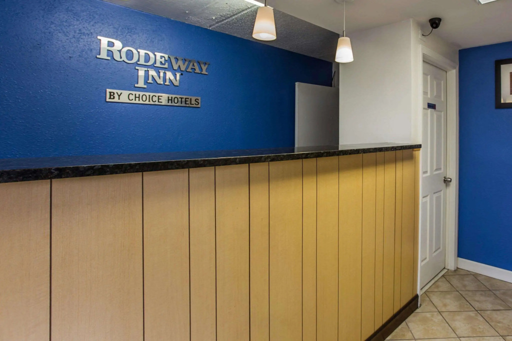 Rodeway Inn Charlotte Downtown
