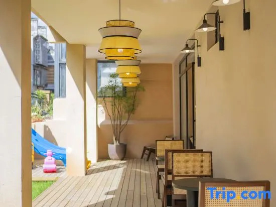 Xunyou · Hidden Luxury Homestay (Dongjianghu Scenic Area Store)