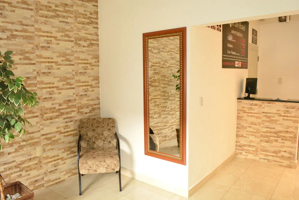 Lize Hotel-Hostel