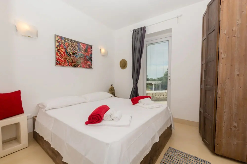 Villa Butterfly by Raro Villas