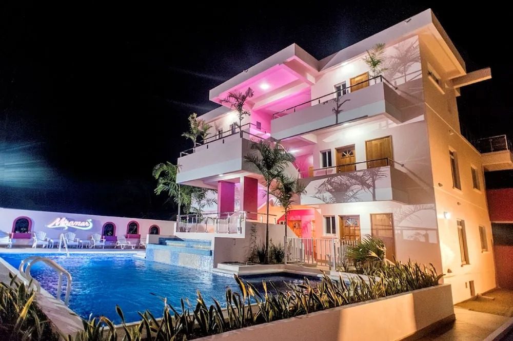 Miramar Suites