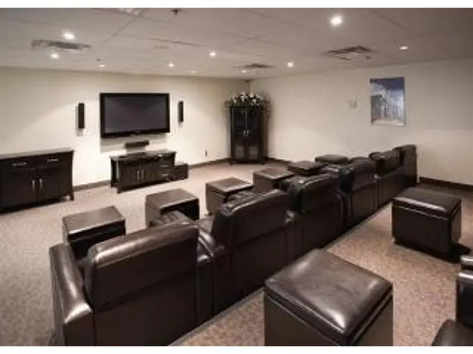 Glen Grove Residences - Maple Leaf