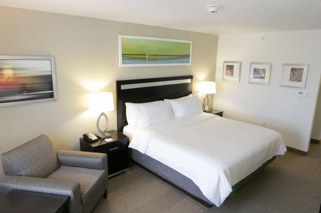 Holiday Inn Express and Suites Montgomery by IHG