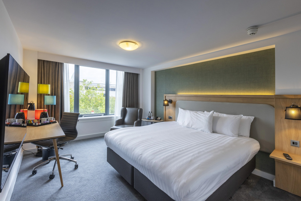 Holiday Inn Milton Keynes Central by IHG