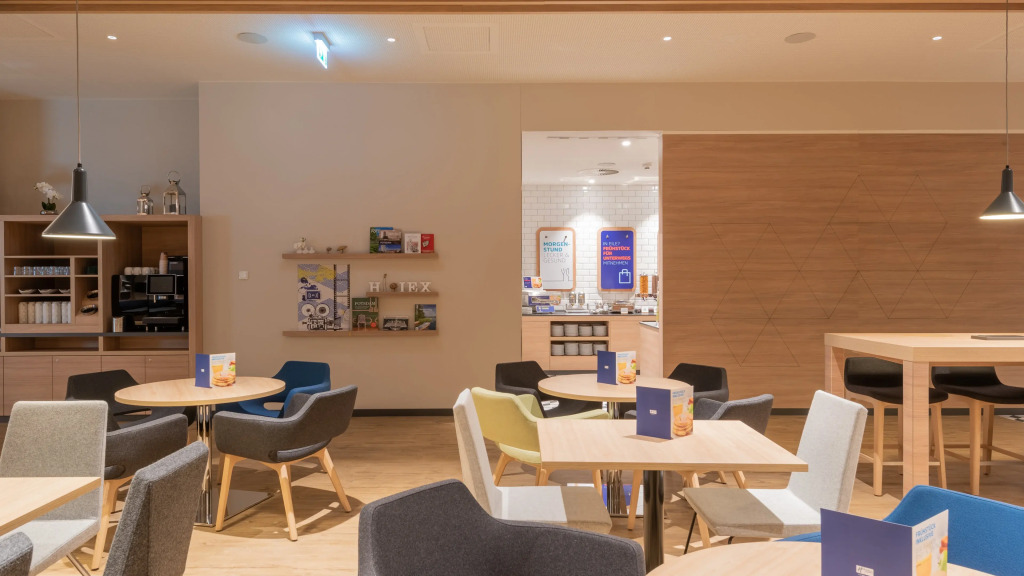 Holiday Inn Express & Suites - Potsdam by IHG