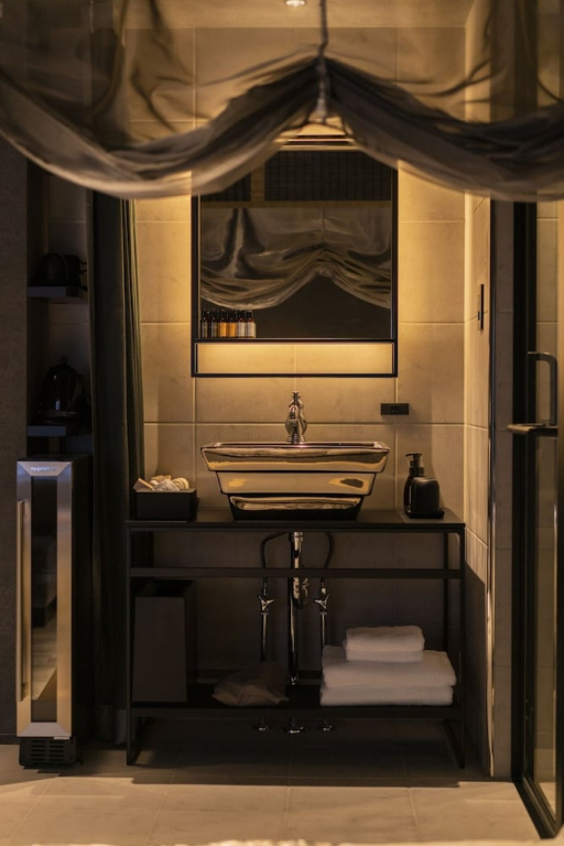 moire HOTEL YOSHIWARA