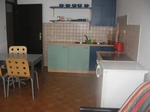 Rooms and Apartment Na poljani