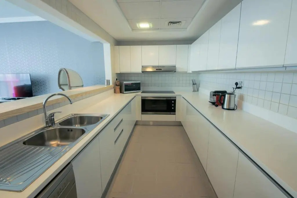 Stunning 4BR-Oceanfront-Apartment