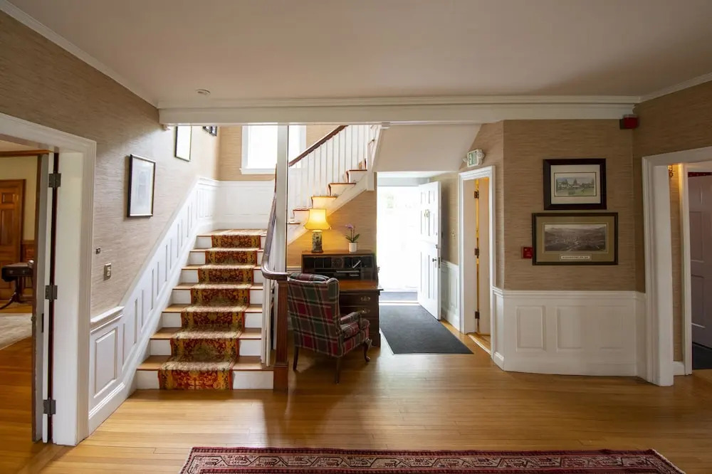 Swift House Inn
