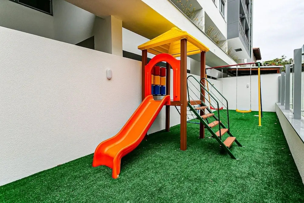 Modern duplex w/jacuzzi 240m beach JRR410