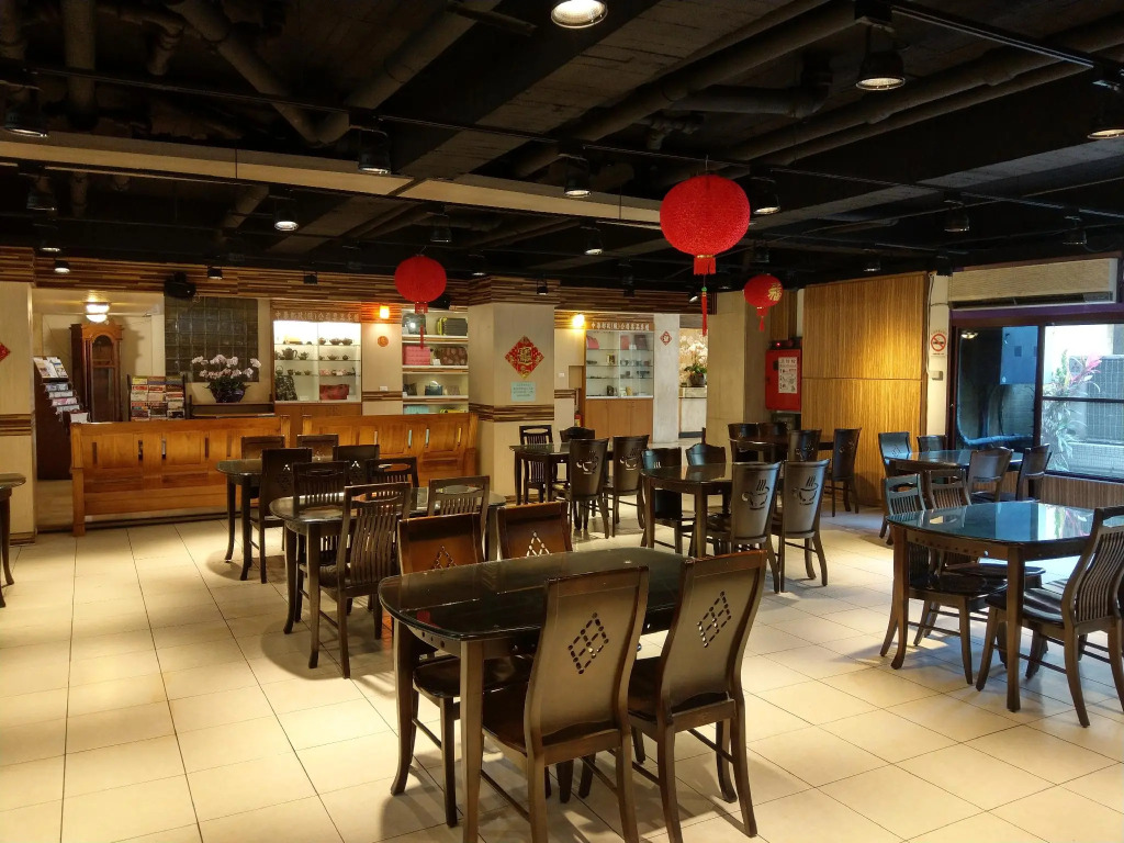 Chiayi Crown Hotel