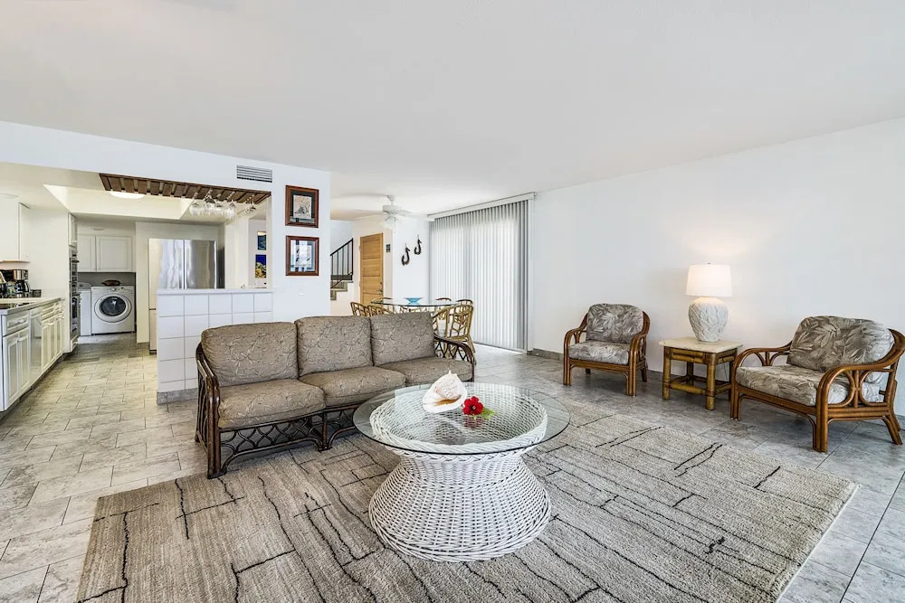 Hale Kai O'kona 4 Bedrooms 3 Bathrooms Condo
