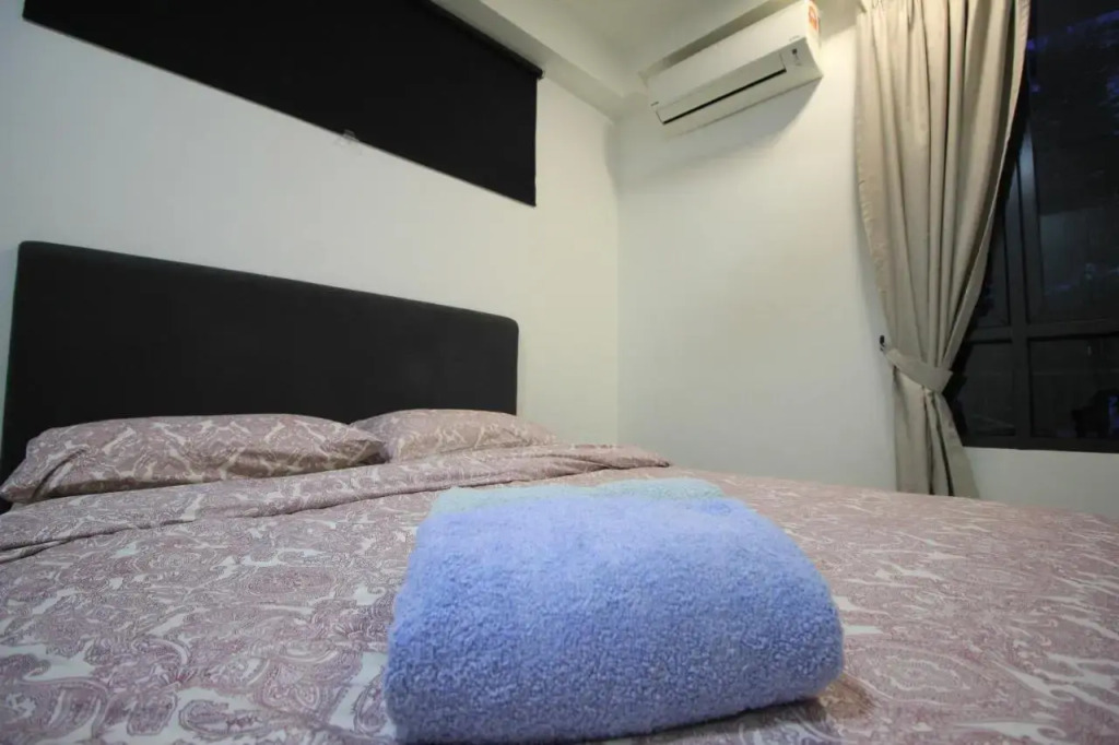 Carlos Apt 9am-5pm WorkFromHome 8Hours WiFi Netflix