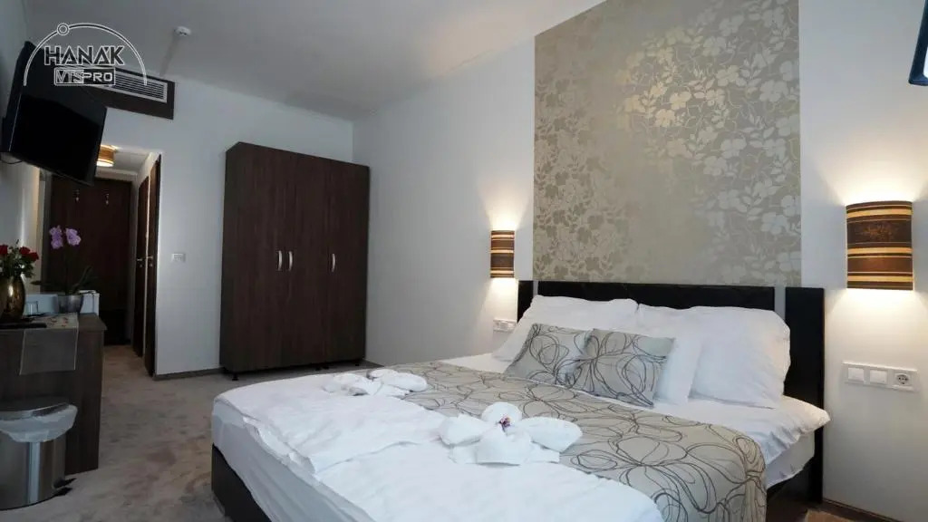 Hotel Írisz