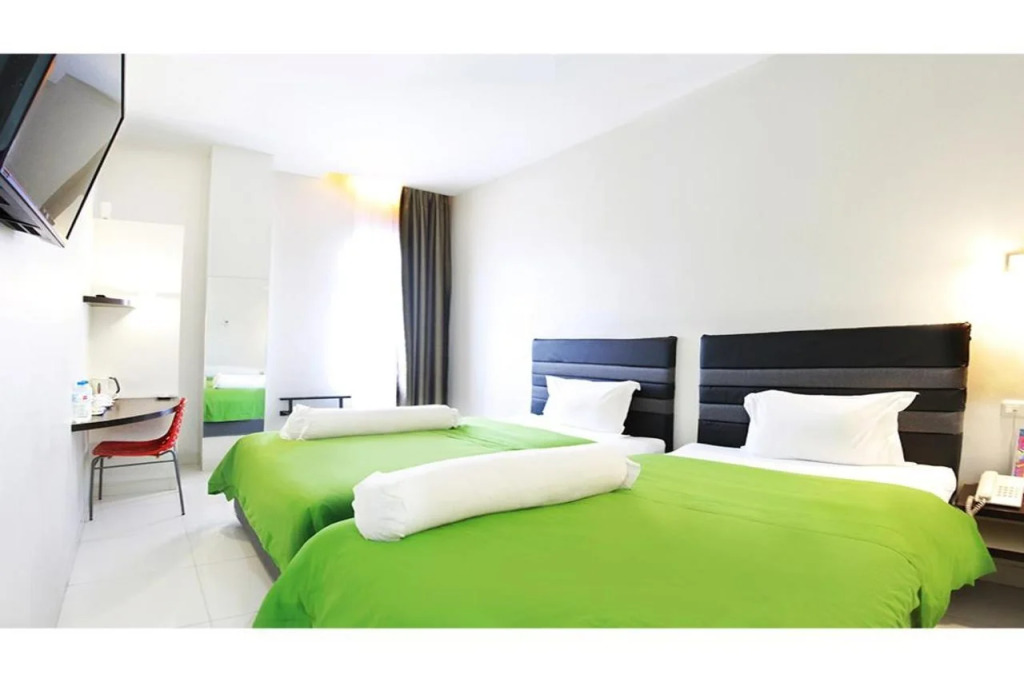 Emerald Hotel