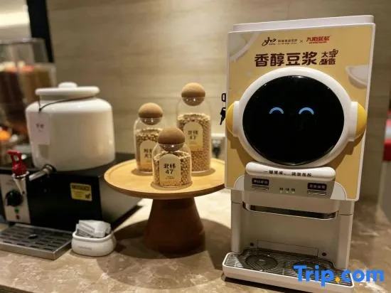 Homeinn Plus Hotel (Fushun Petrochemical University)