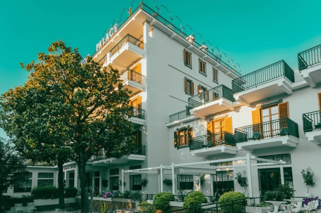 Majestic Palace Hotel