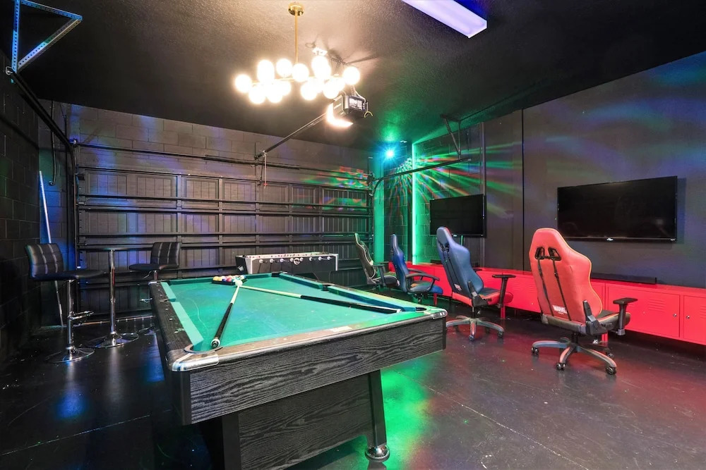 1603 Lima Ave