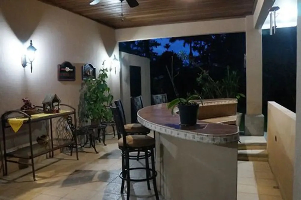 Agua Milagrosa Villa