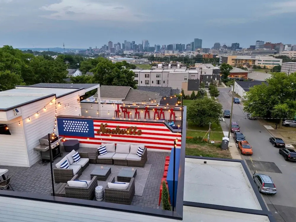 Rooftop Deck Shuffleboard BBQ Near Downtown